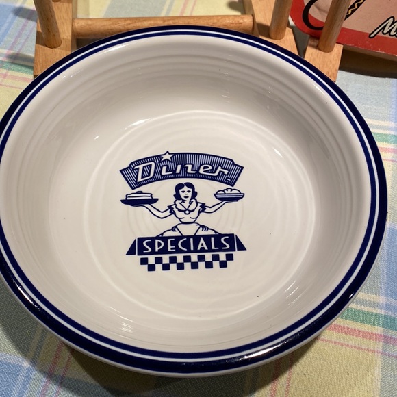 Fiestaware 7 inch bowl made for Betty Crocker. Cobalt blue on white. Perfect - Picture 3 of 4